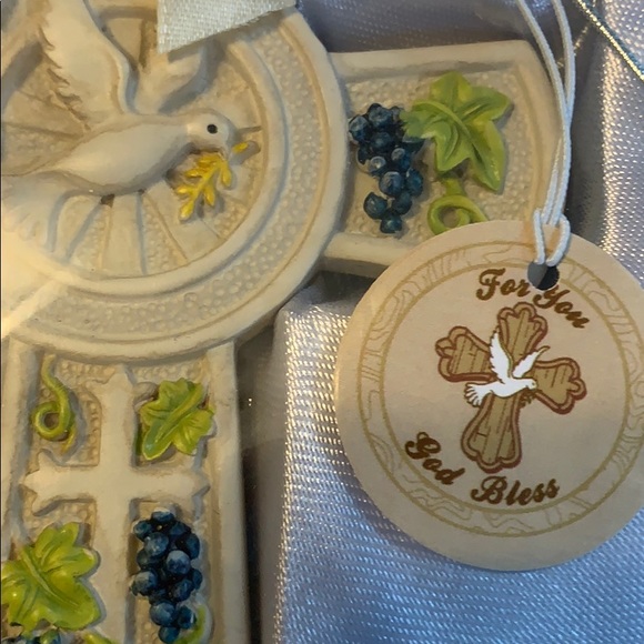 Beautiful decorative cross gift box. New - Picture 4 of 4